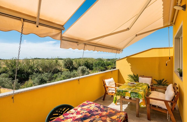 Ferienhaus 'Domus Luna' mit Seeblick, Terrasse und Klimaanlage