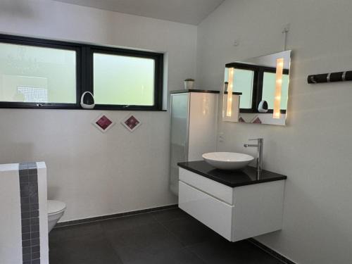 Holiday Home Ejnarine - 1-5km from the sea by Interhome