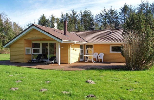 Holiday Home Eljena - 600m from the sea by Interhome