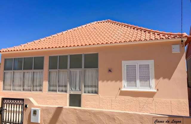 Holiday Home 'Encanto' with Private Terrace and Wi-Fi