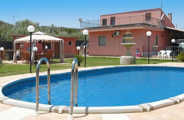 Ferienhaus mit Privatpool in Siracusa