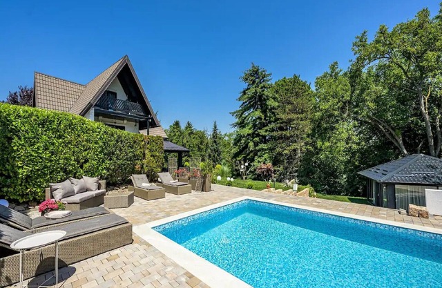 Holiday Home Frieden - Three Bedroom Holiday Home with Swimming Pool