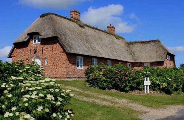 Ferienhaus 'Friesenhaus Hörn' mit privater Terrasse, privatem Garten und Wi-Fi