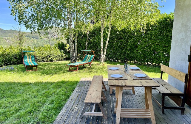 Ferienhaus 'Grizzana Paradise' mit Bergblick, Privatem Garten und WLAN