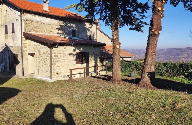 Ferienhaus 'Gnazzano Home' mit Bergblick, WLAN und Klimaanlage