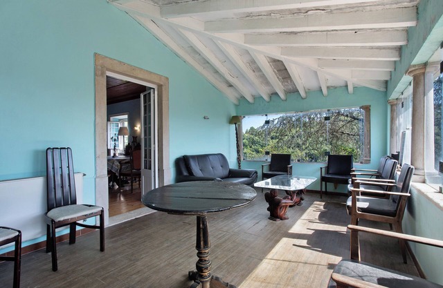 Holiday Home 'Grande' with Mountain View, Shared Pool and Wi-Fi