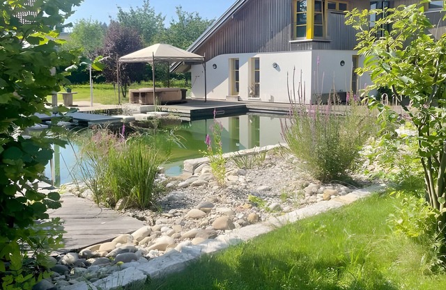 Ferienhaus 'Haus' mit Gemeinschaftspool, gemeinsamer Terrasse und WLAN