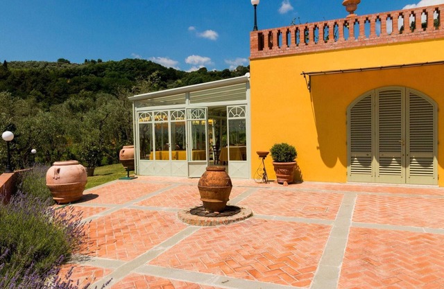 Ferienhaus in Montecatini mit Sauna & See