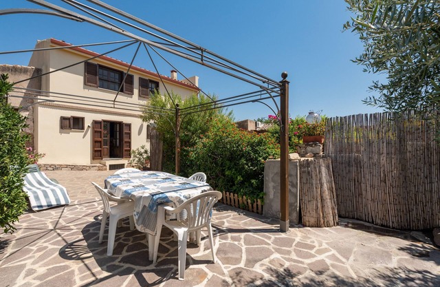 Ferienhaus in ruhiger Lage mit WLAN, Garten und Terrasse; Parkplätze vorhanden