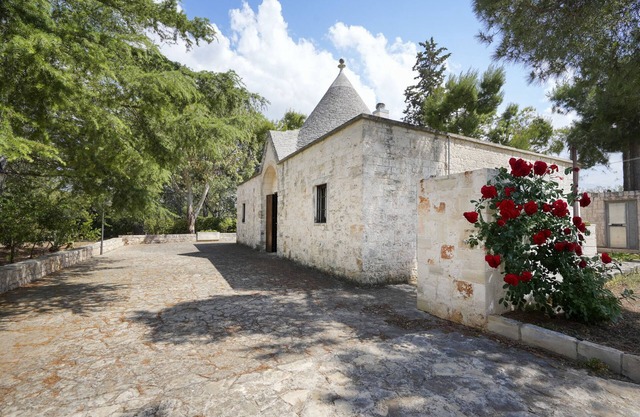 Ferienhaus 'I Trulli Delle Rose' mit Gemeinschaftsterrasse, WLAN und Klimaanlage