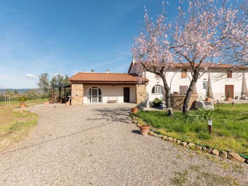 Holiday Home Il Mondanespole by Interhome