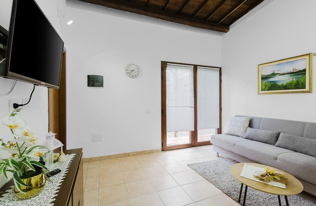 Ferienhaus 'Il Corbezzolo Apartment' mit Gemeinschaftsterrasse, WLAN und Klimaanlage