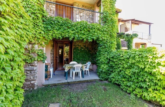 Holiday Home 'Il paradiso può attendere G3' with Sea View, Shared Pool and Wi-Fi