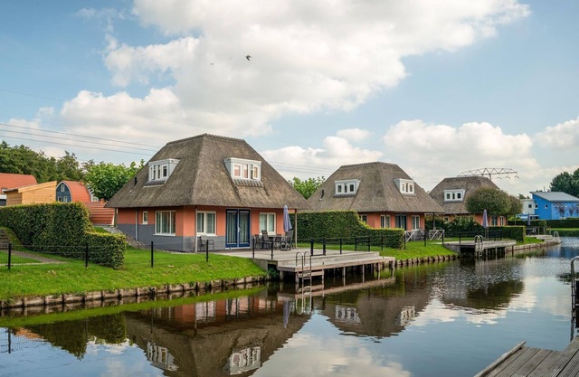 Ferienhaus mit Waschmaschine, beim Zuidlaardermeer