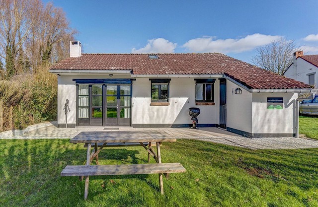 Ferienhaus in Heuvelland mit Garten