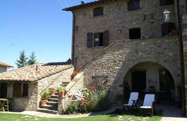 Ferienhaus in Montone mit Swimmingpool