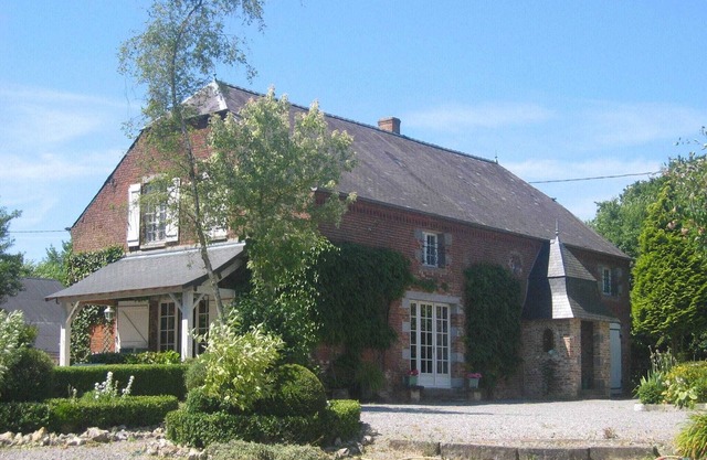 Ruhiges Cottage mit Terrasse in Englancourt