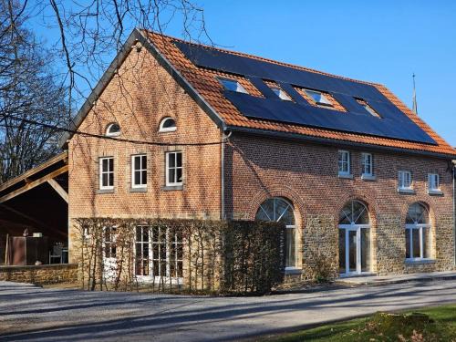 Holiday Home in Wallonie with Terrace