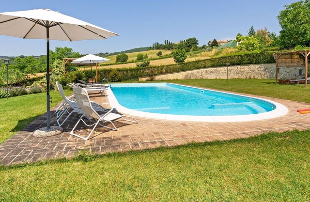 Geräumiges Ferienhaus in Città di Castello mit Pool
