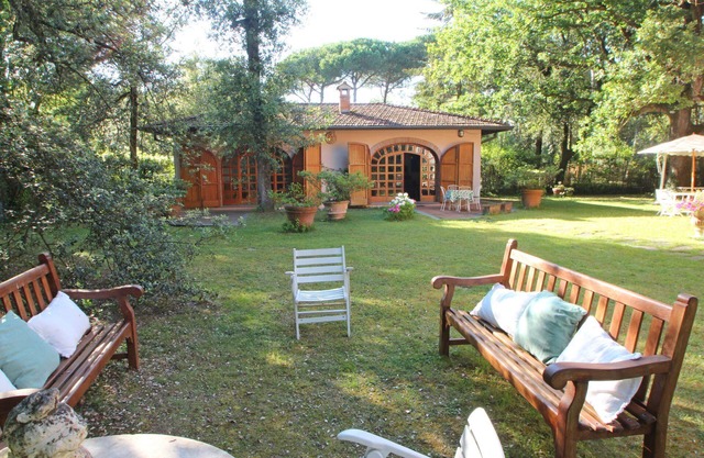 Ferienhaus 500m vom Meer, Garten, WLAN, Klima