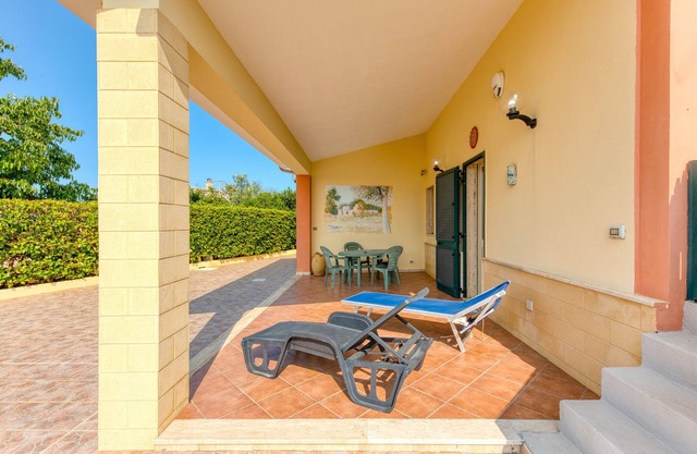 Ferienhaus 'Villetta Il Boschetto' mit Gemeinschaftspool, privatem Garten und Klimaanlage