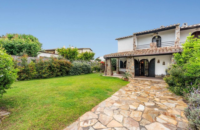 Ferienhaus 'Stella' mit privater Terrasse, privatem Garten und Wi-Fi