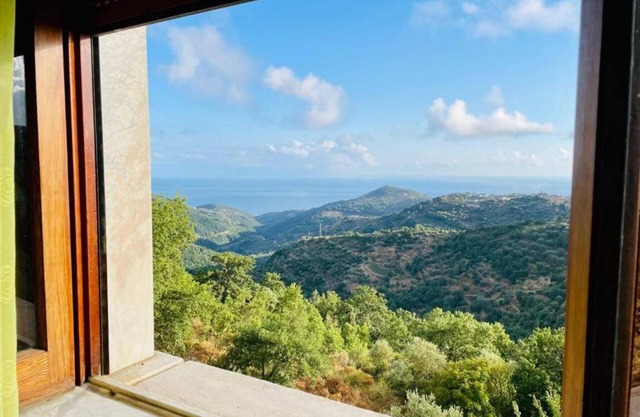 Ferienhaus 'Villa Loretta' mit Meerblick, privater Terrasse und eigenem Garten