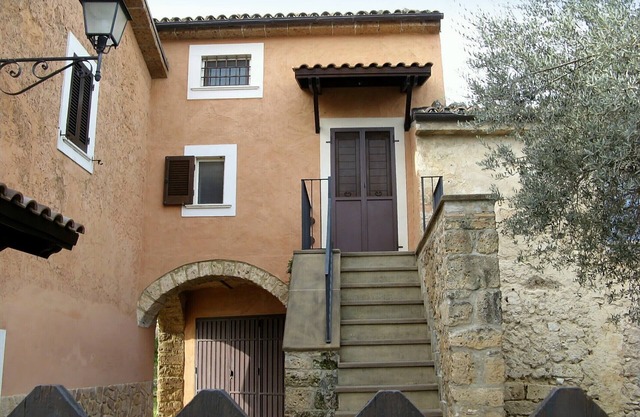 Ferienhaus in den Abruzzen. Studio mit Garten in einem kleinen Panoramadorf