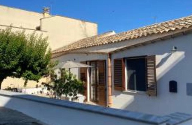 Holiday Home 'La Casetta di Campagna' with Terrace & Wi-Fi