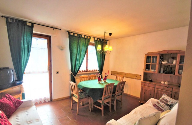 Holiday Home Entzückende Wohnung mit einem Schlafzimmer im Zentrum