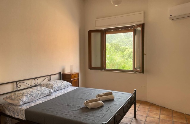 Ferienhaus 'La Casa Del Cedro A Teulada 8' mit Terrasse, Garten und Klimaanlage