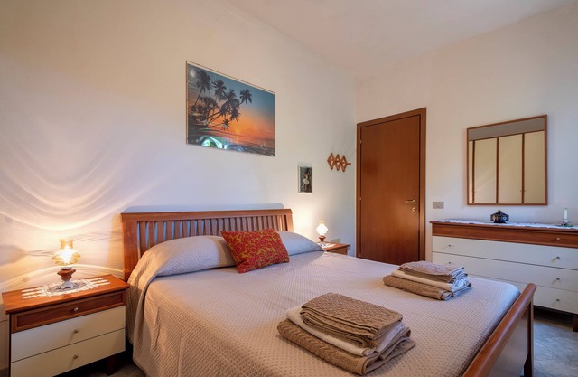 Ferienhaus 'La Casa In Campagna' mit Bergblick, Gemeinschaftsterrasse und WLAN