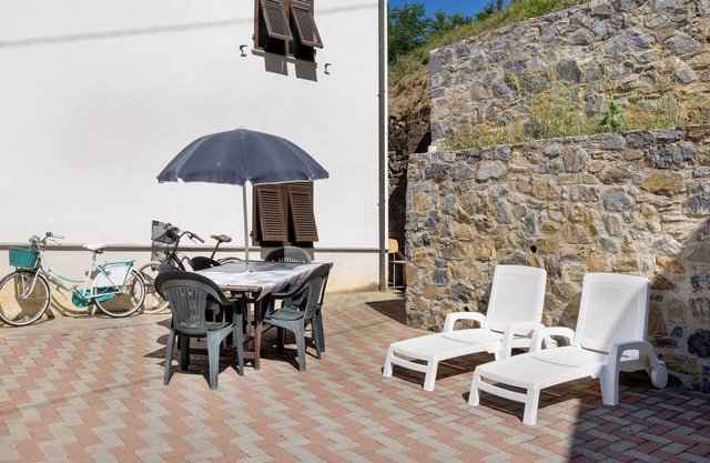 Ferienhaus 'La Casa Sul Lago' mit Meerblick, privatem Garten und WLAN