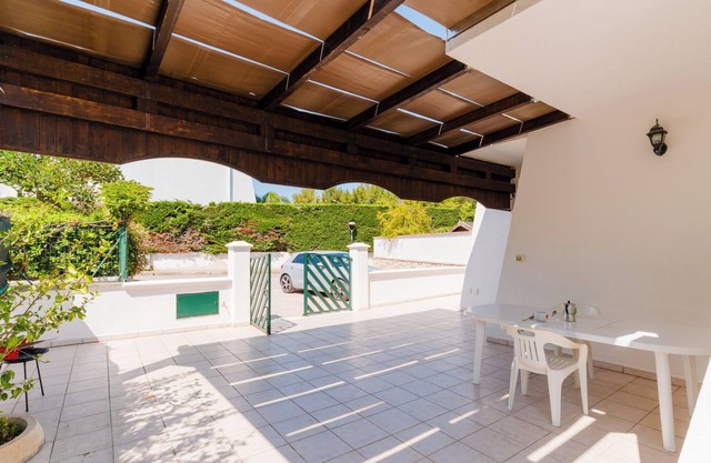 Holiday Home 'La Villetta Dei Romani 449' with Private Terrace and Air Conditioning