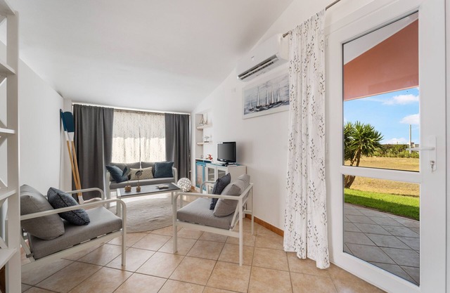 Holiday Home "Le Tenute del Mandarino" with Mountain View, Garden & Wi-Fi