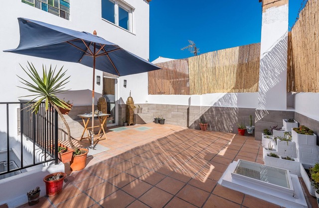 Ferienhaus 'Little Alhambra' mit privater Terrasse und Wi-Fi