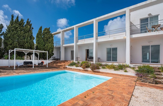 Ferienhaus 'Lua' mit Meerblick, Gemeinschaftspool und Wi-Fi