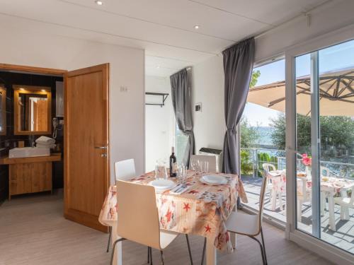 Holiday Home Mandorlo - SLR401 by Interhome