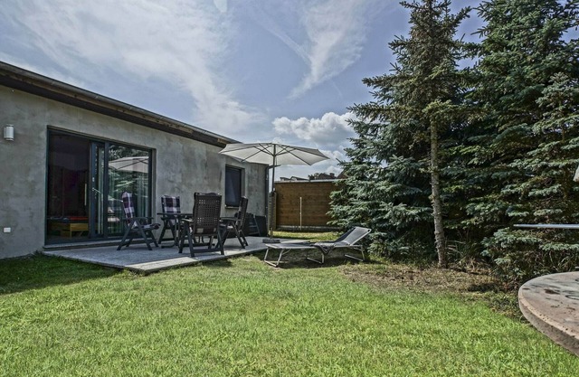 Ferienhaus in Meeresnähe mit eigenem Garten