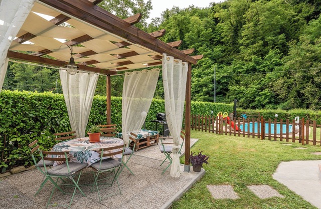 Ferienhaus 'Neva' mit privatem Pool, privater Terrasse und Wi-Fi