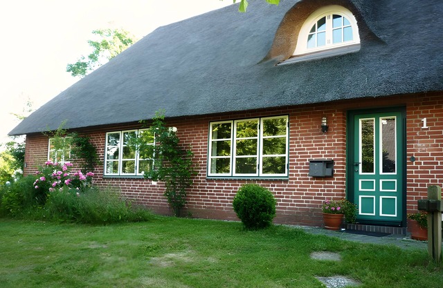 Ferienhaus 'Osterdeich' mit privater Terrasse, privatem Garten und Wi-Fi