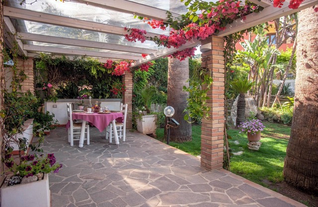 Ferienhaus "Petunia" nahe dem Strand mit Garten & Terrasse
