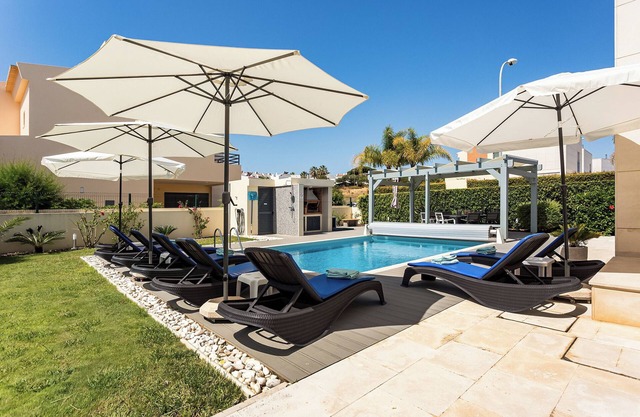 Ferienhaus 'Peva' mit privatem Pool, Wi-Fi und Klimaanlage