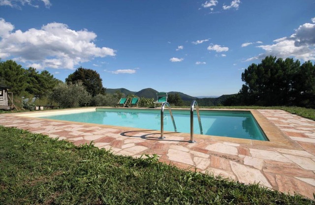 Ferienhaus 'Podere Al Basso' mit privatem Pool, privatem Garten und Wi-Fi