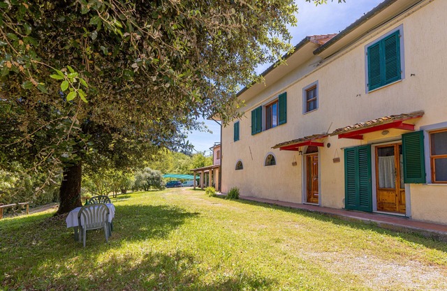 Ferienhaus 'Poggio5' mit Gemeinschaftspool, privater Terrasse und WLAN