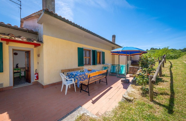 Ferienhaus 'Poggio6' mit Gemeinschaftspool, privater Terrasse und WLAN