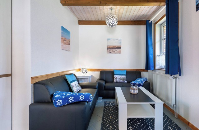 Ferienhaus 'Robbe' mit Gemeinschaftsterrasse und Wi-Fi