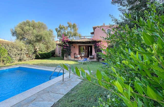Ferienhaus 'Rosa' mit privatem Pool, Wi-Fi und Klimaanlage