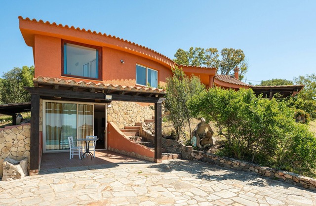 Ferienhaus 'Simius' mit Meerblick, Wi-Fi und Klimaanlage