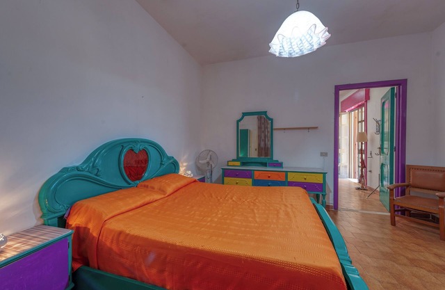 Ferienhaus 'Sprocketlandia' mit privater Terrasse, Gemeinschaftsgarten und Wi-Fi